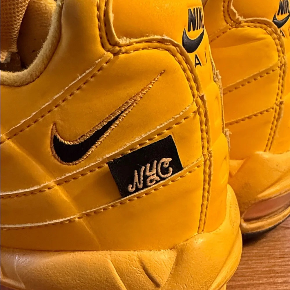 Nike Air Max 95 ‘City Special NY Taxi - Picture 10 of 10